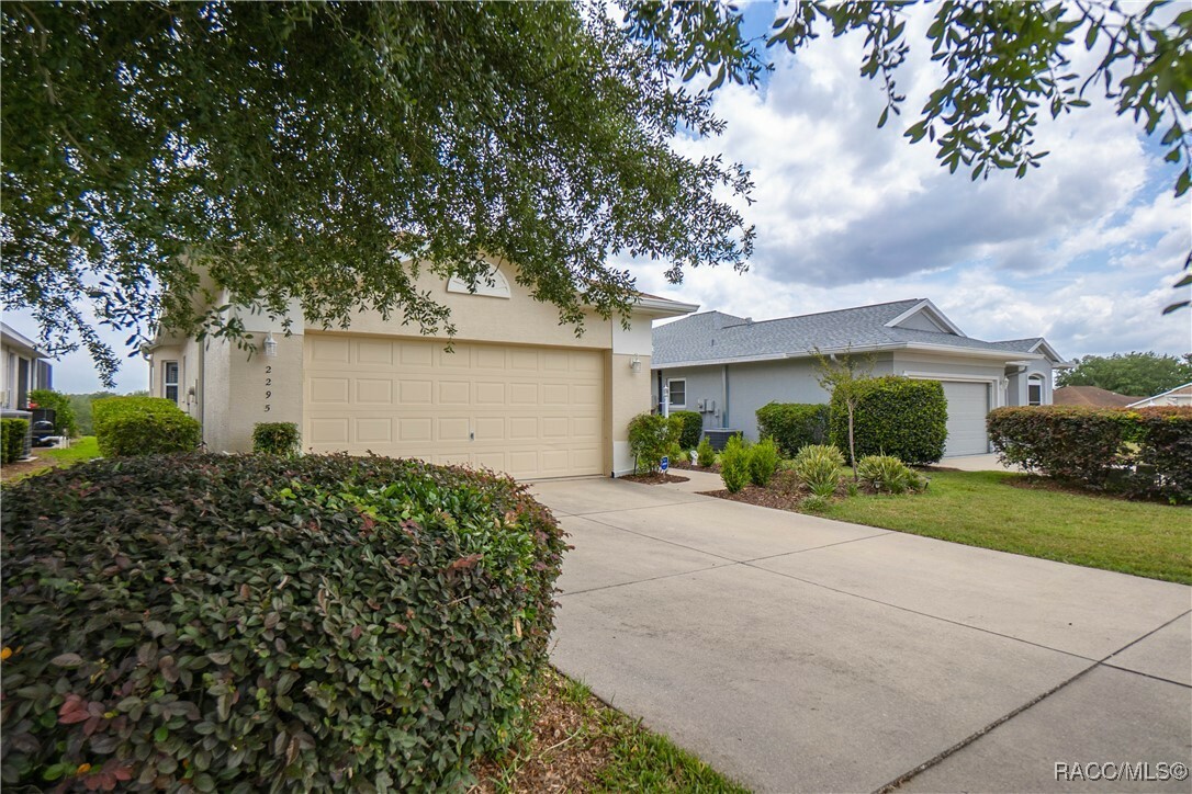 Property Photo: 2295 N Andrea Point FL 34461