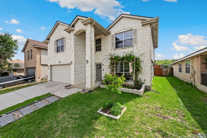 Property Photo: 16907 Quartett Ln TX 78266