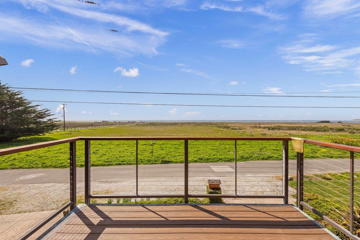 Property Photo: 861 Railroad Avenue CA 94019