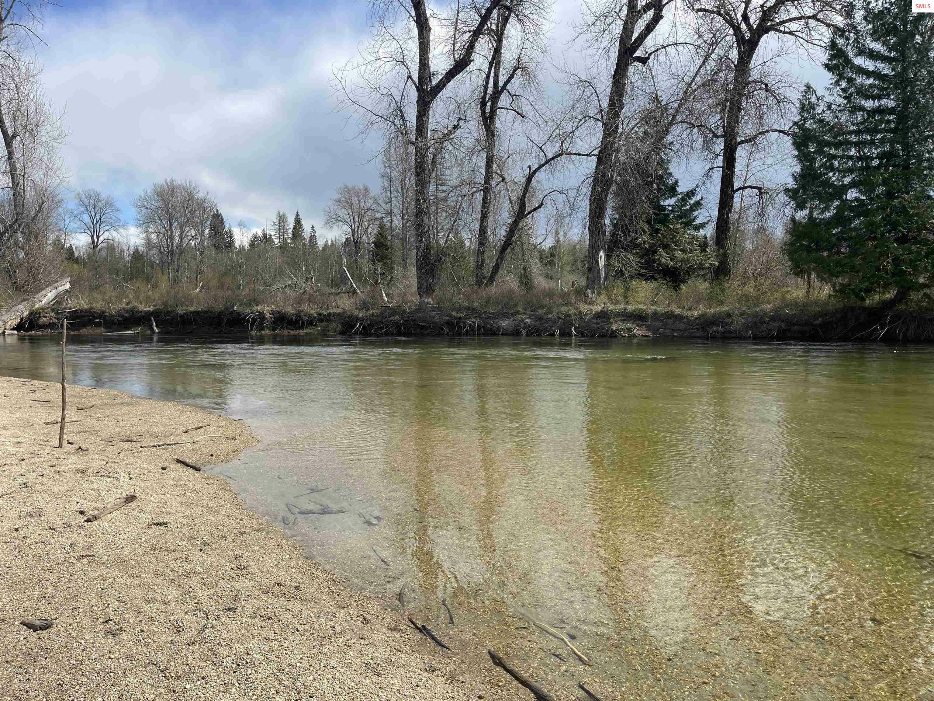 Property Photo: 386 Hummingbird Dr. ID 83864