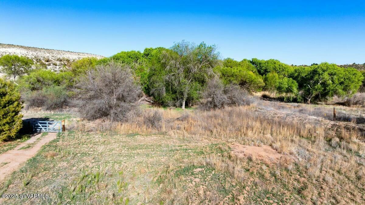 Property Photo: 1539 W Copper Circle AZ 86322