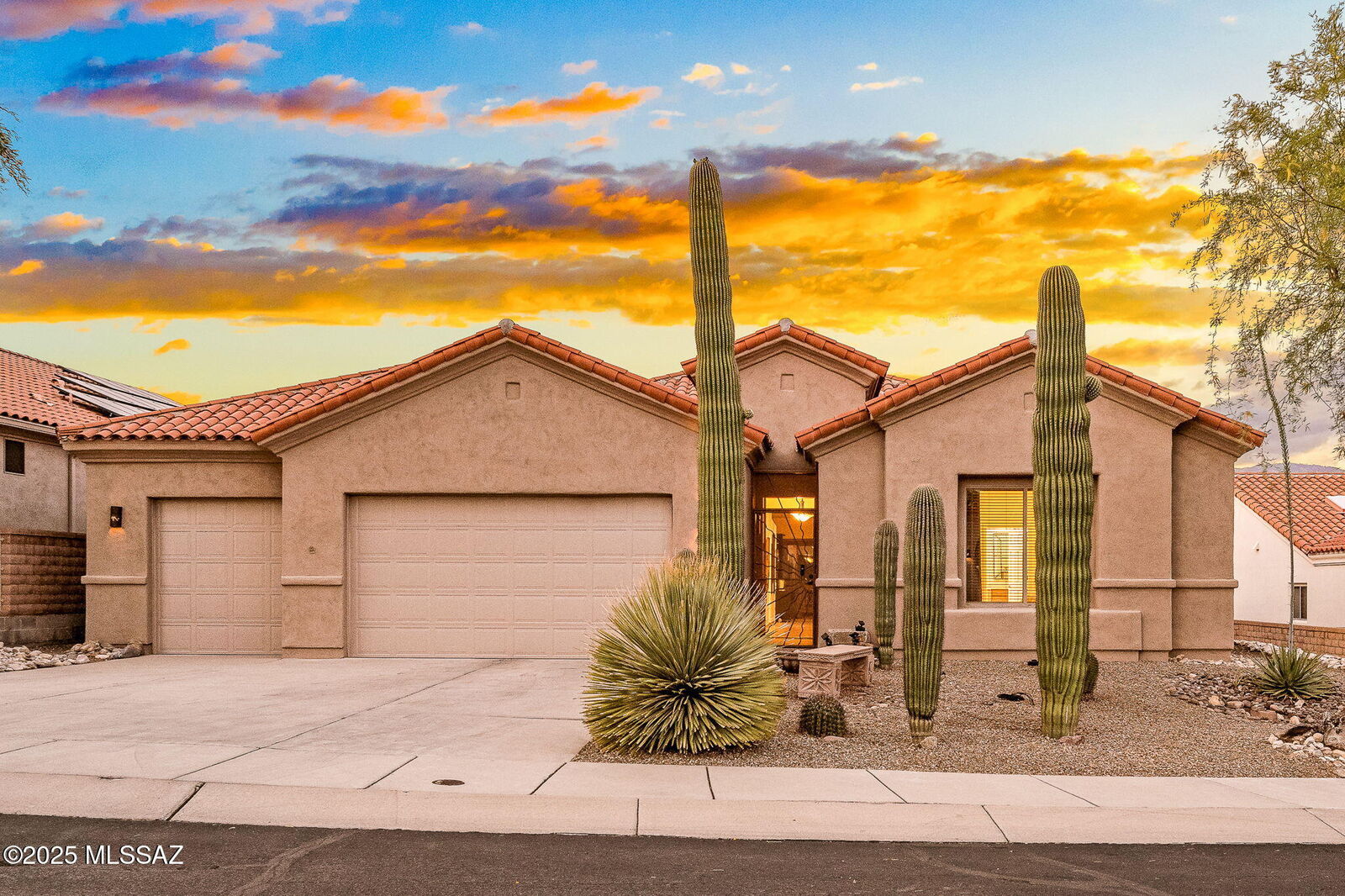 Property Photo: 7349 E Vuelta Rancho Mesquite AZ 85715