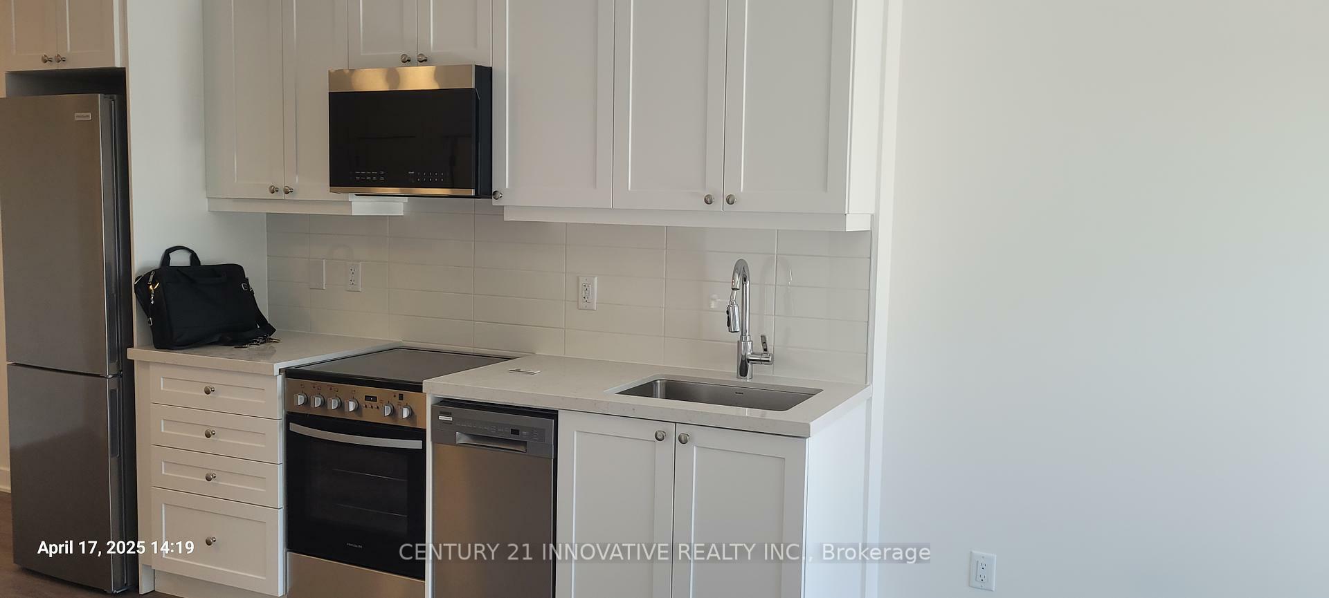 Property Photo: 55 Clarington Boulevard 812 ON L1C 0A1