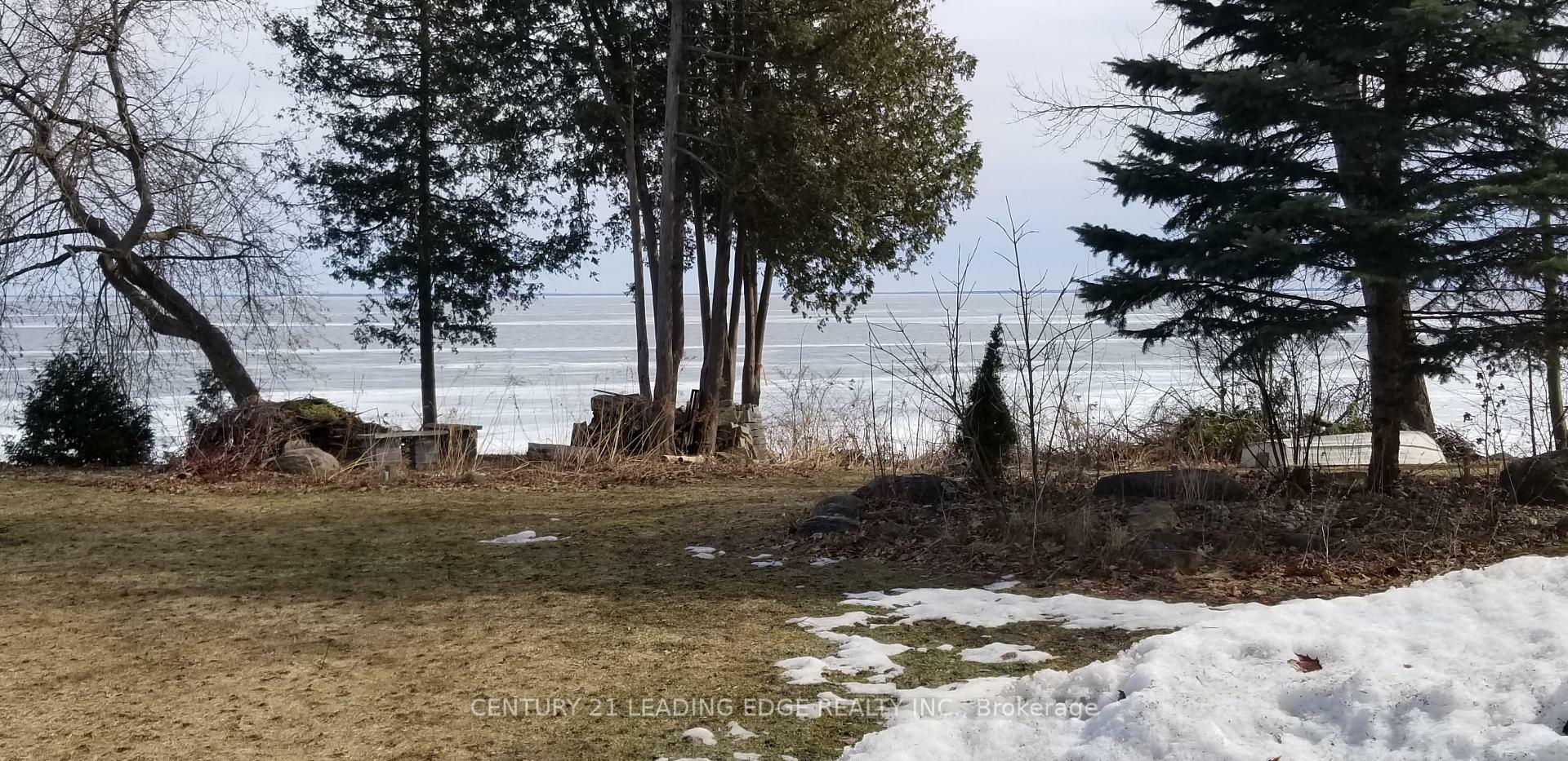 Photo de la propriété:  1 Orillia Road  ON L0L 2E0 