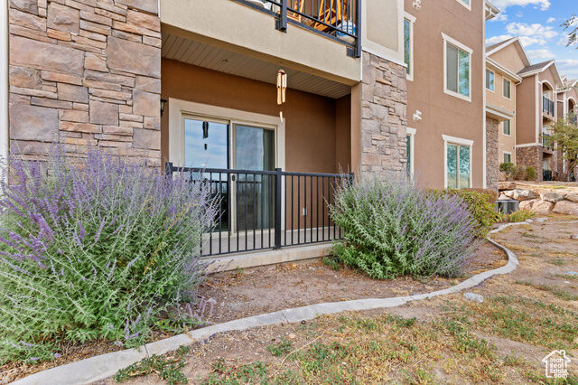 Property Photo: 2153 N Springtime Dr UT 84045