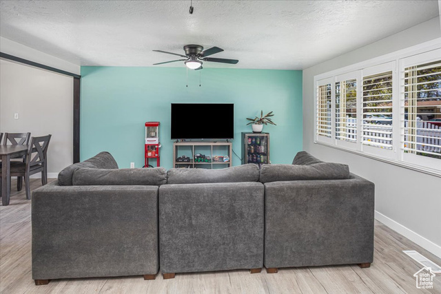 Property Photo: 105 S 600 W UT 84337