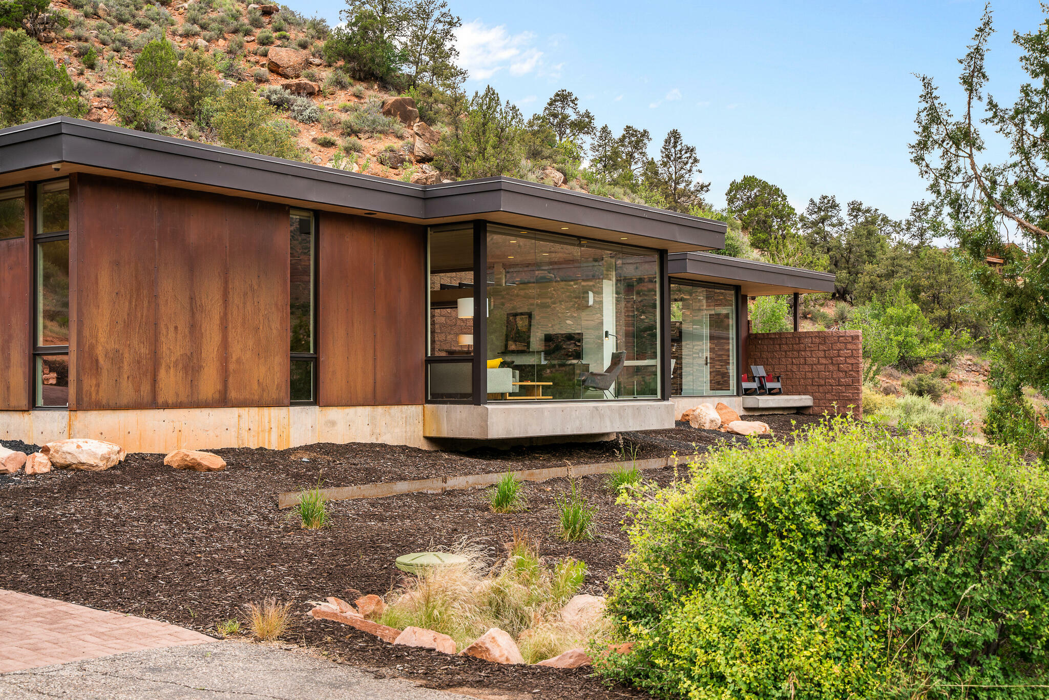 Property Photo: 112 Canyon Cove UT 84767