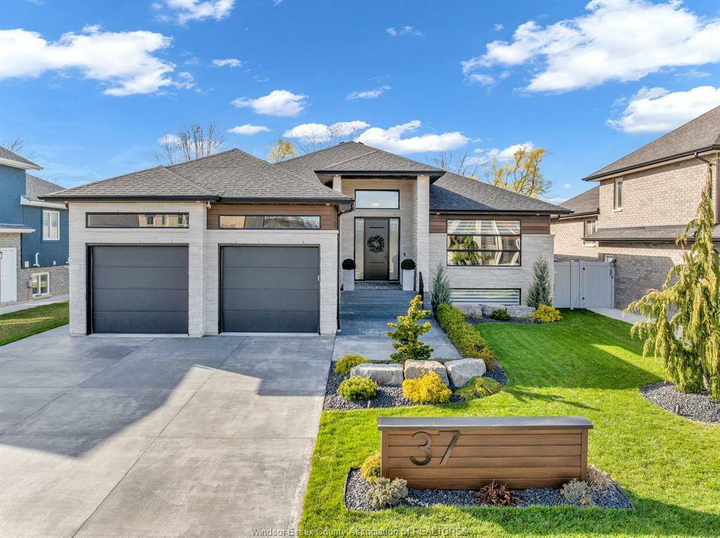 37 Belleview Drive  Cottam ON N0R 1B0 photo
