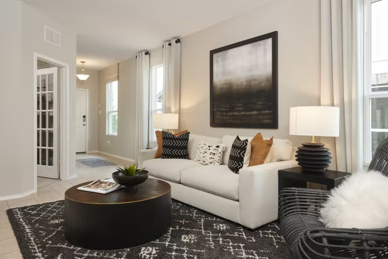 Property Photo: 407 Kapok Street TX 78610