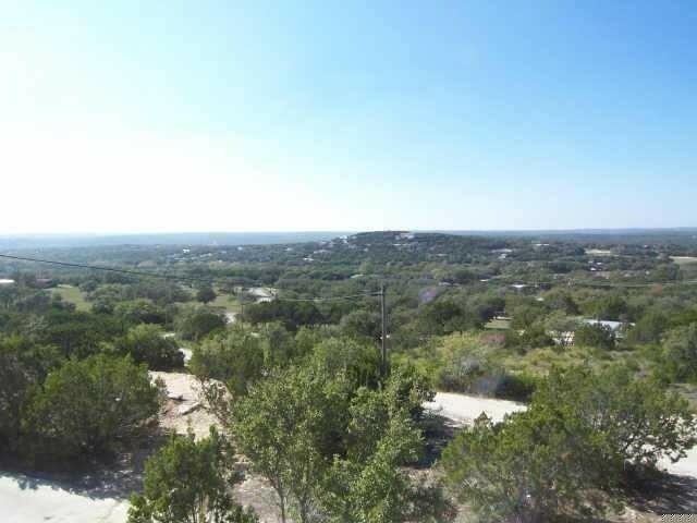 Property Photo: 400 Eagles Nest Drive TX 78676