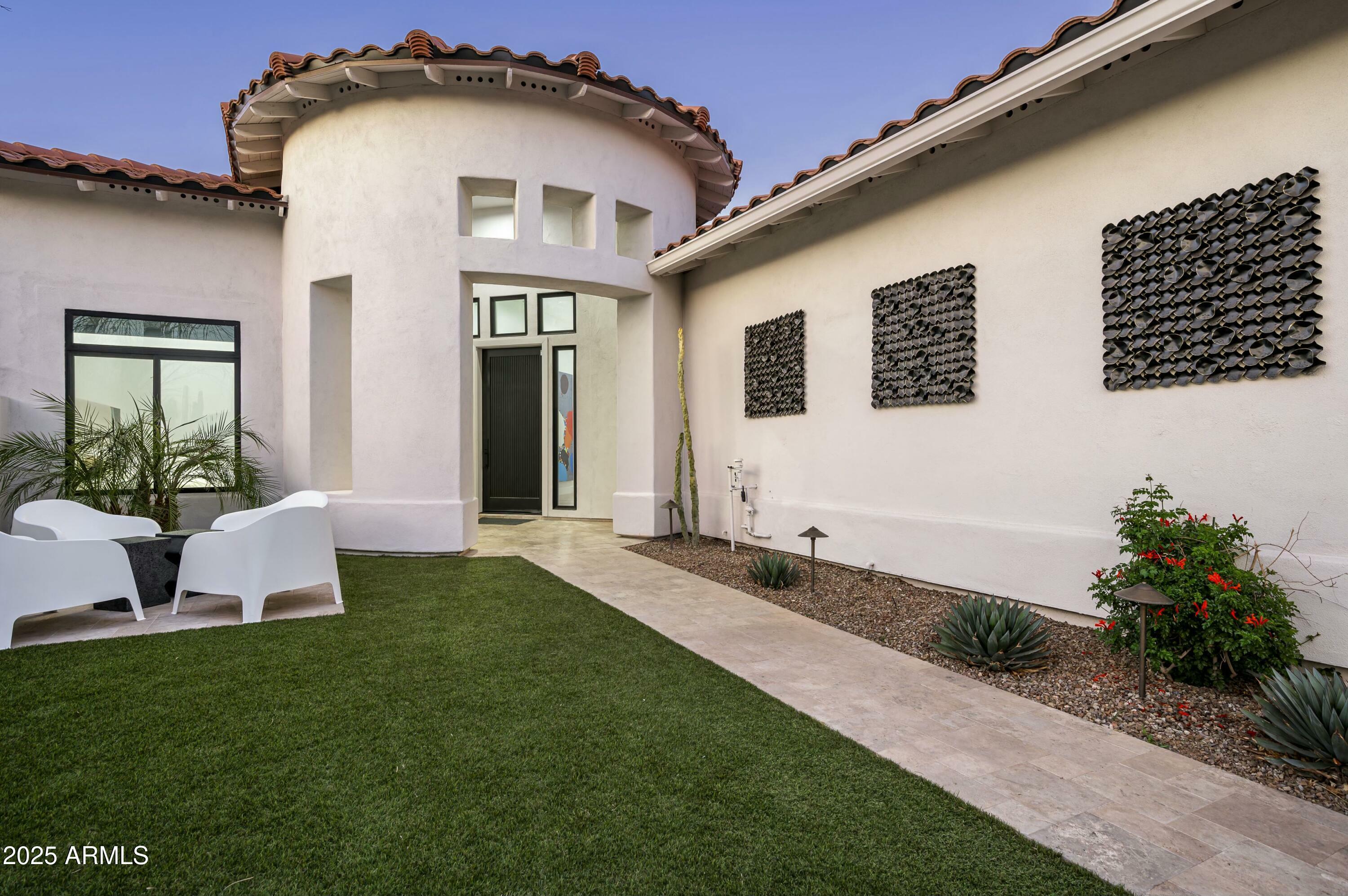 Property Photo: 7614 E Cactus Wren Road AZ 85250