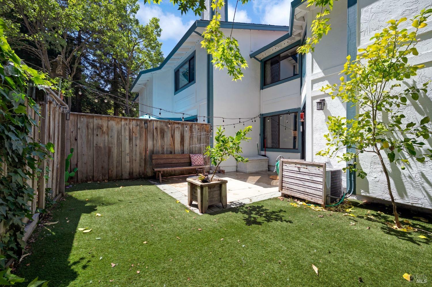 Property Photo: 2204 Marylyn Circle CA 94954