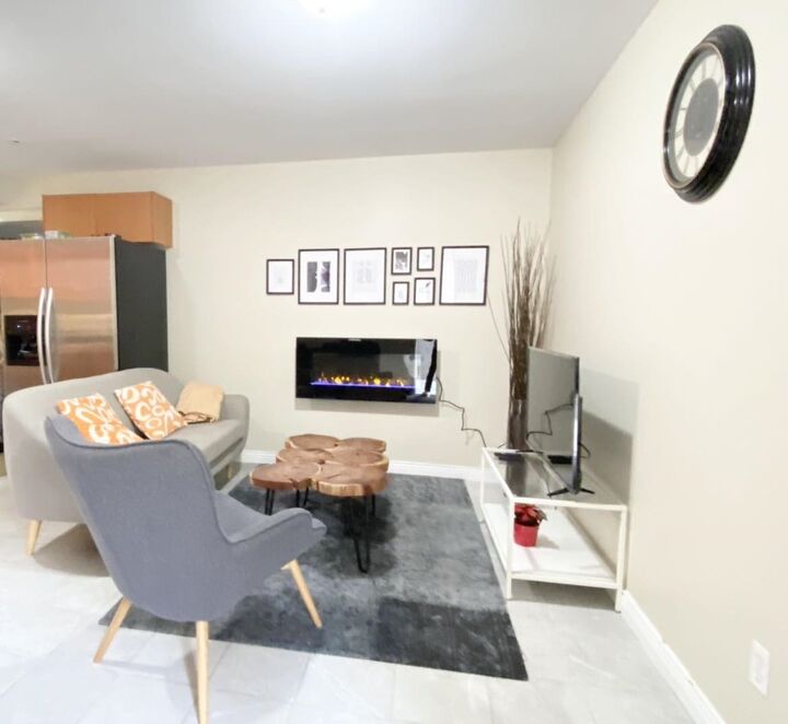 Property Photo:  159xx 89A Avenue  BC V4N 5M2 