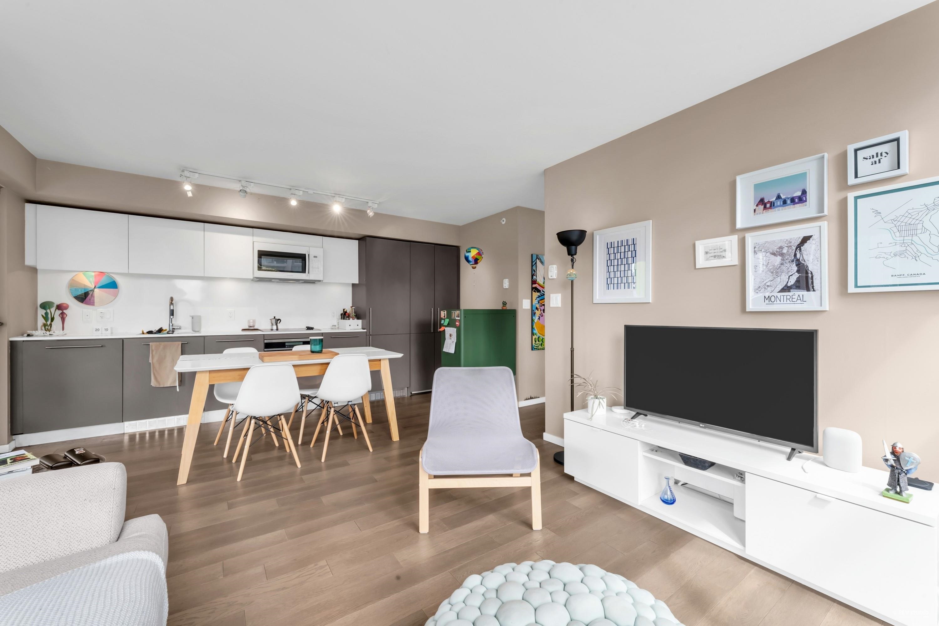 Property Photo: 999 Seymour Street 601 BC V6B 0M5