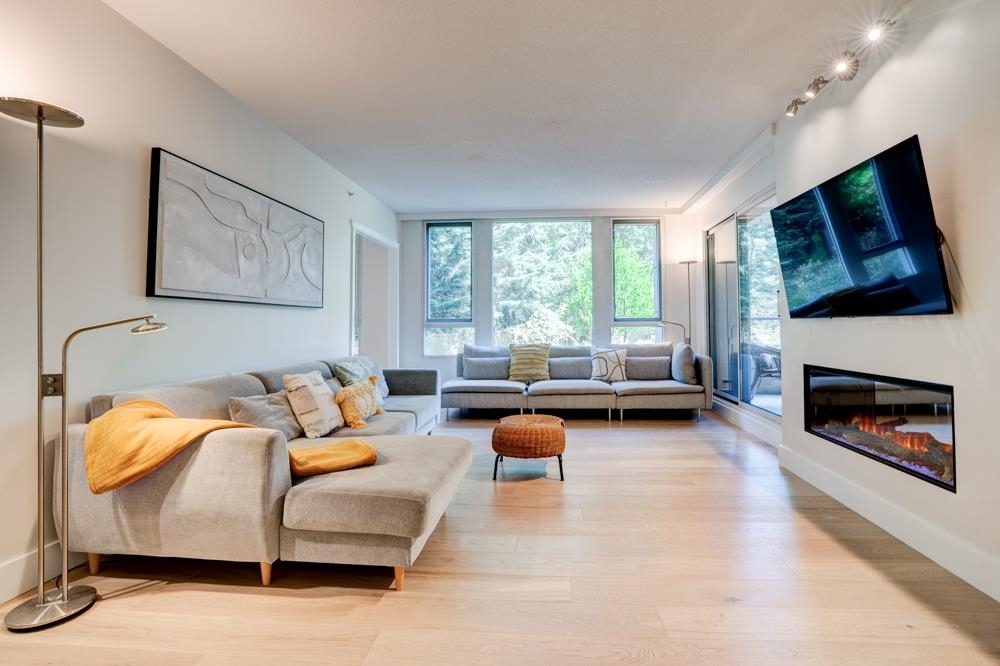Property Photo: 5775 Hampton Place 301 BC V6T 2G6