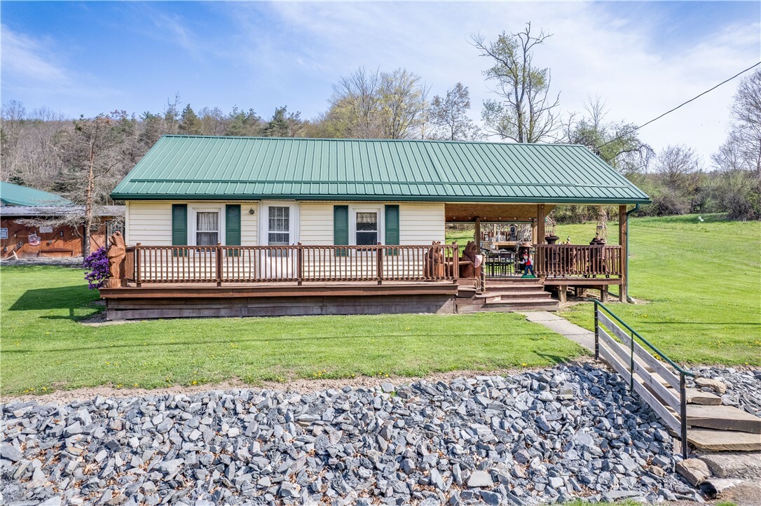 Property Photo:  504 Sagetown Road  NY 14871 