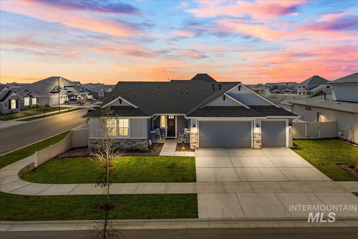 997 E Sweet Pearl St  Kuna ID 83634-3572 photo