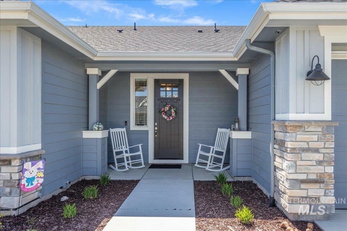 997 E Sweet Pearl St  Kuna ID 83634-3572 photo