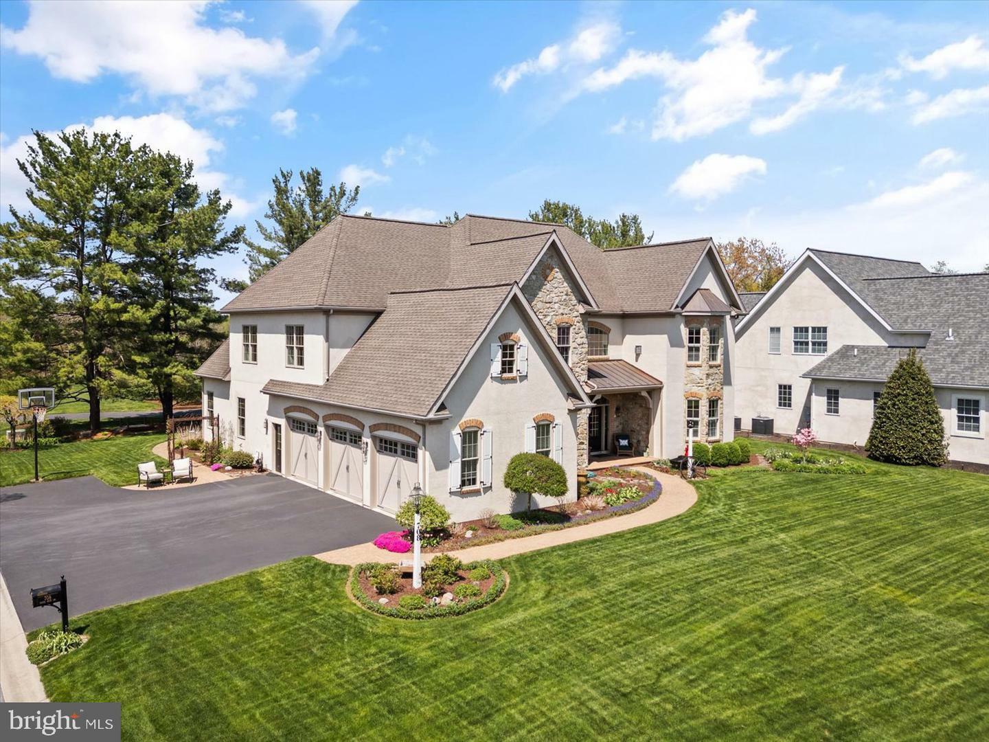 Property Photo: 708 Goose Neck Drive PA 17543