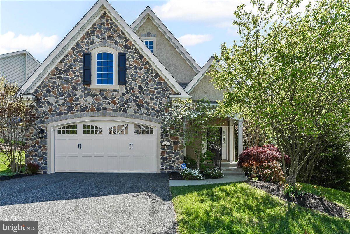 Property Photo:  320 Quimby Drive  DE 19808 