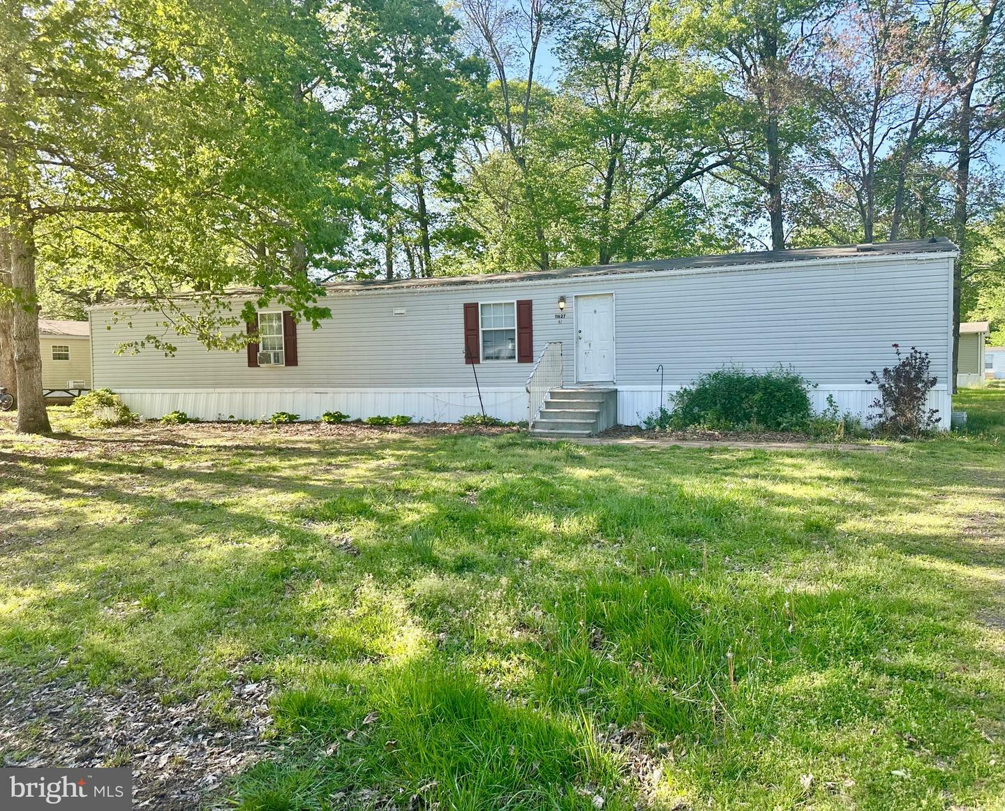Property Photo: 11627 Honeybee Lane 50997 DE 19956