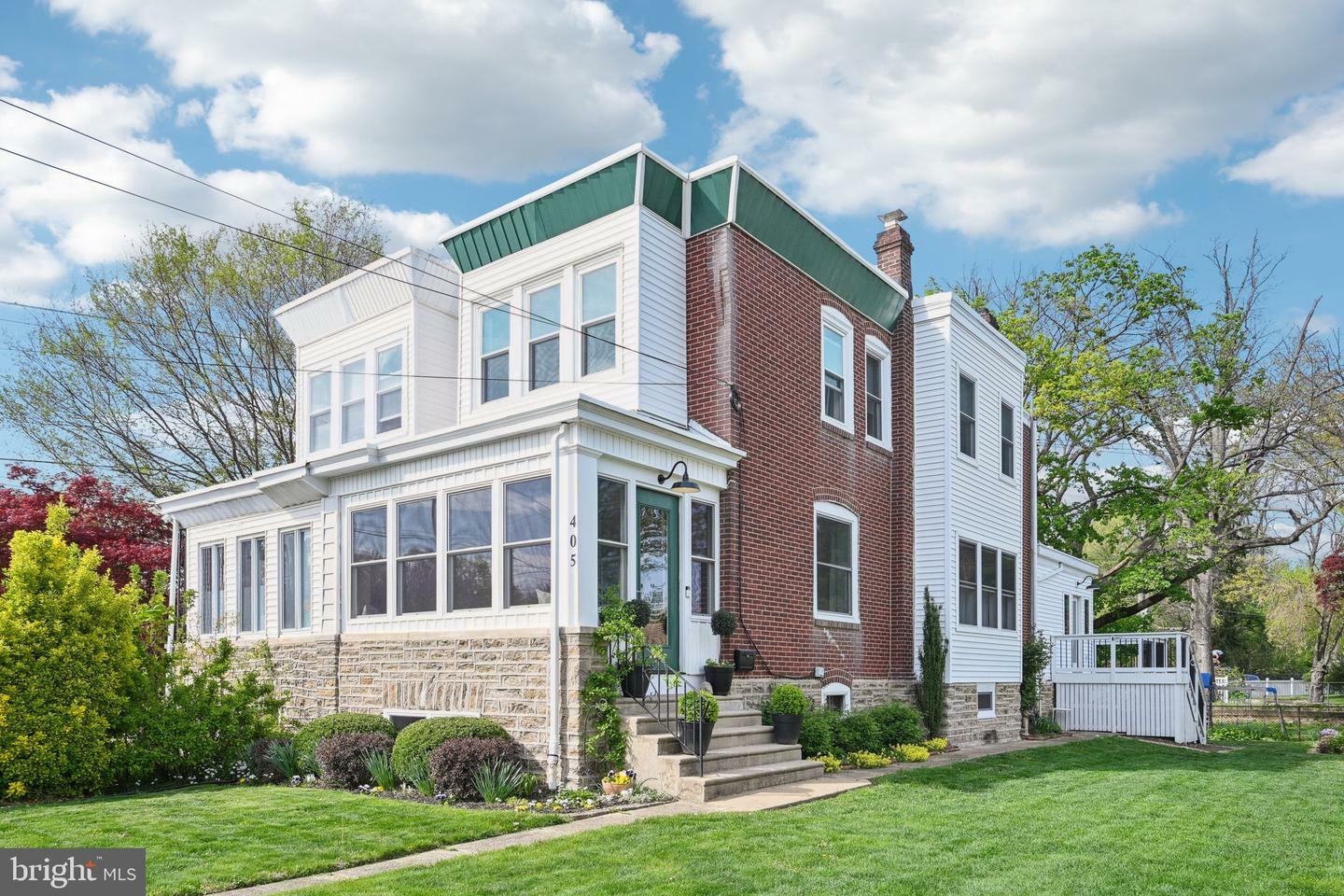 Property Photo: 407 Hoffnagle Street PA 19111