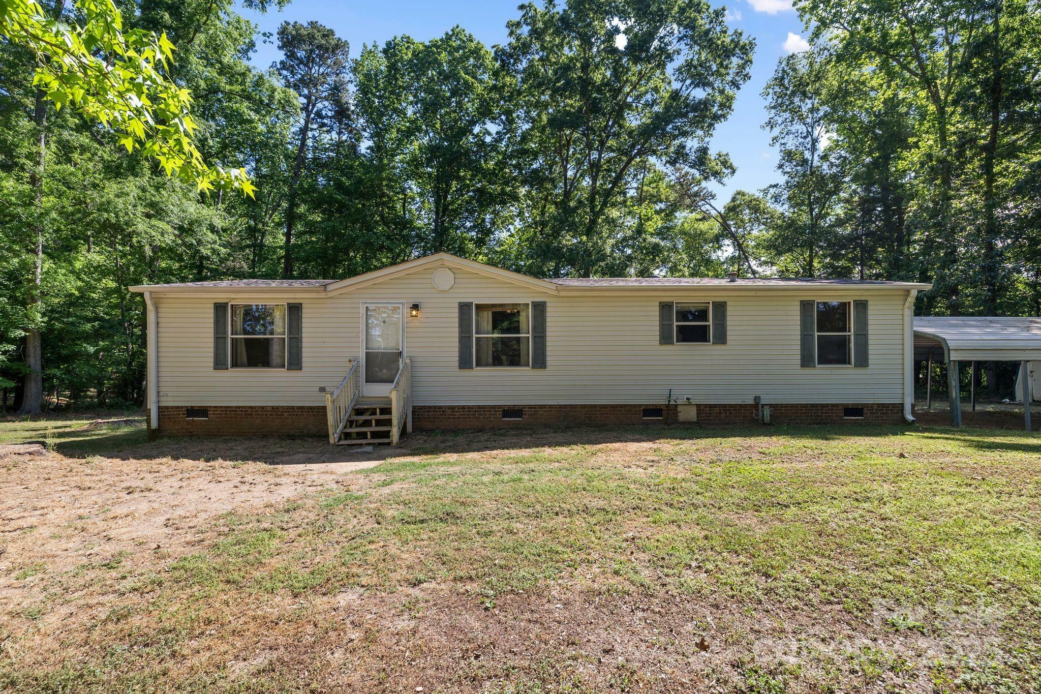 Property Photo: 3317 Treyburn Drive NC 28107