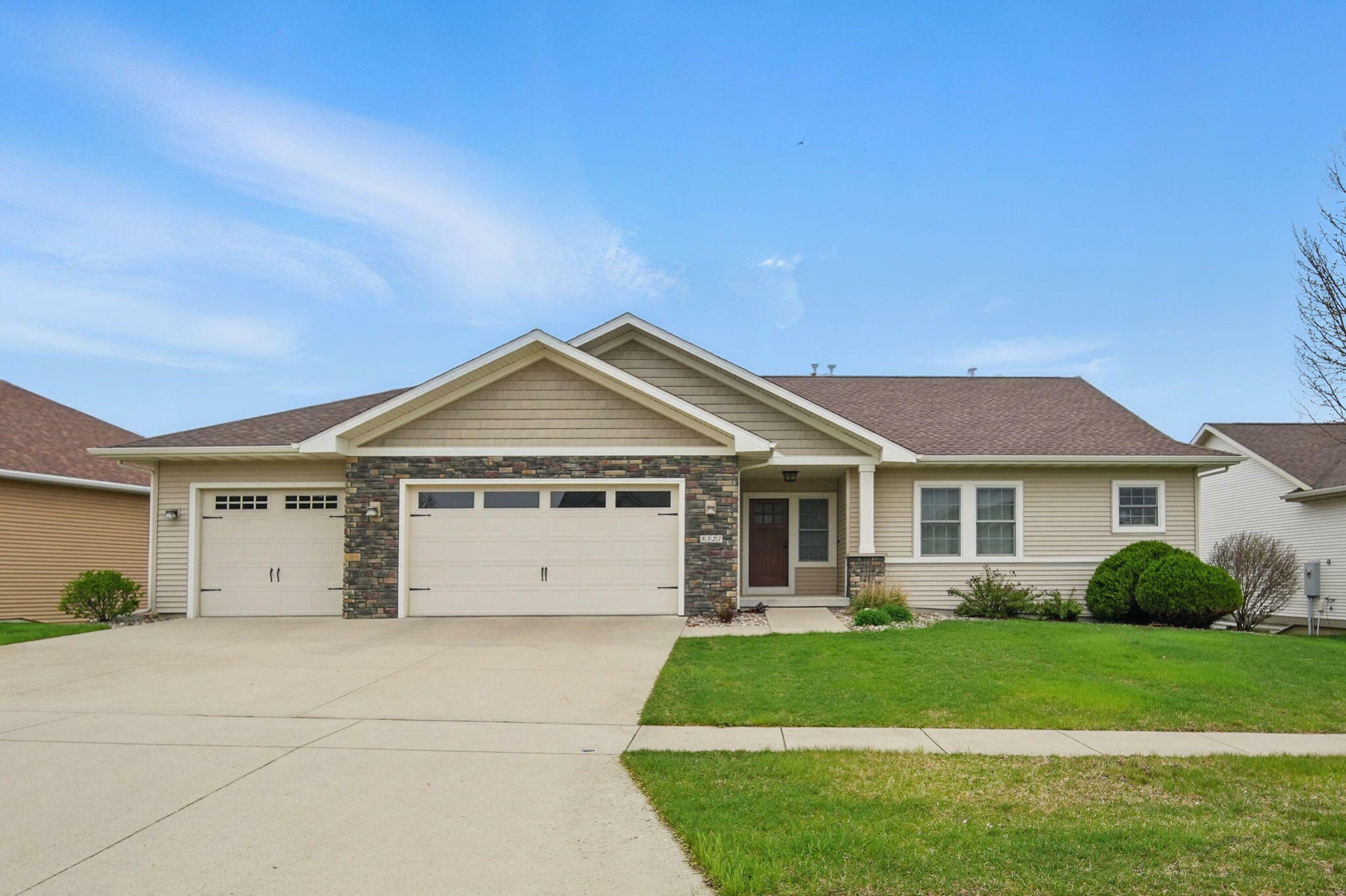 5327 Tabor Drive  Ames IA 50014 photo