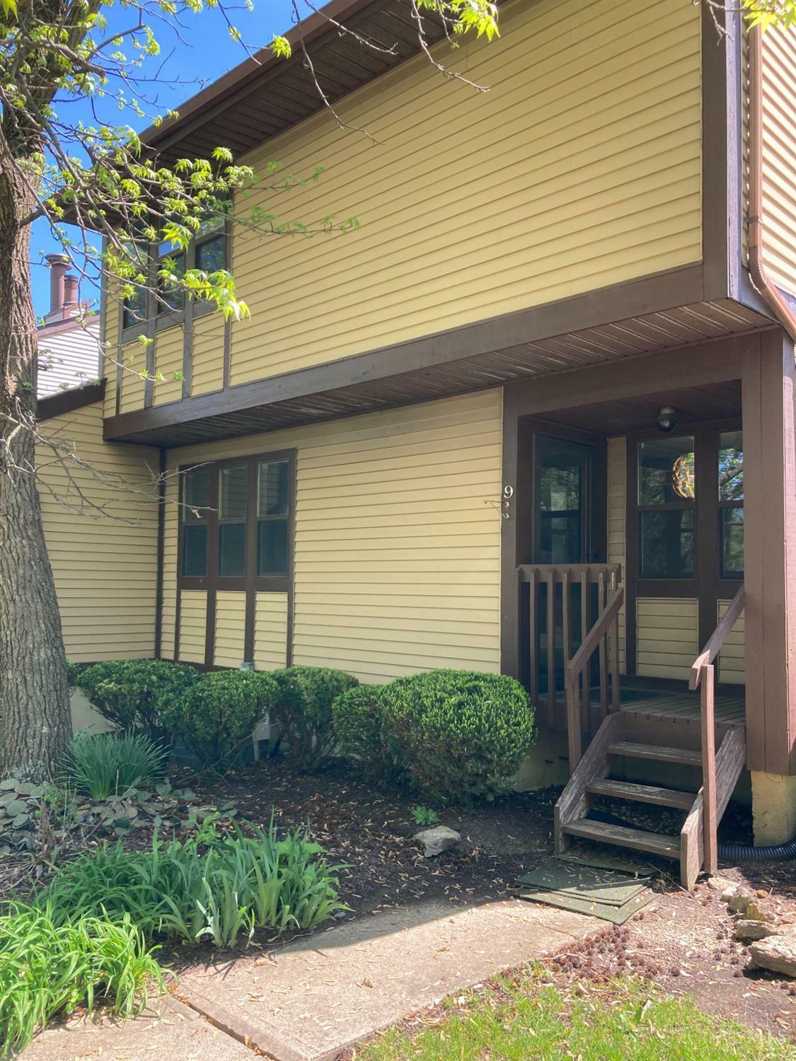 Property Photo: 9 Eland Ct OH 45014