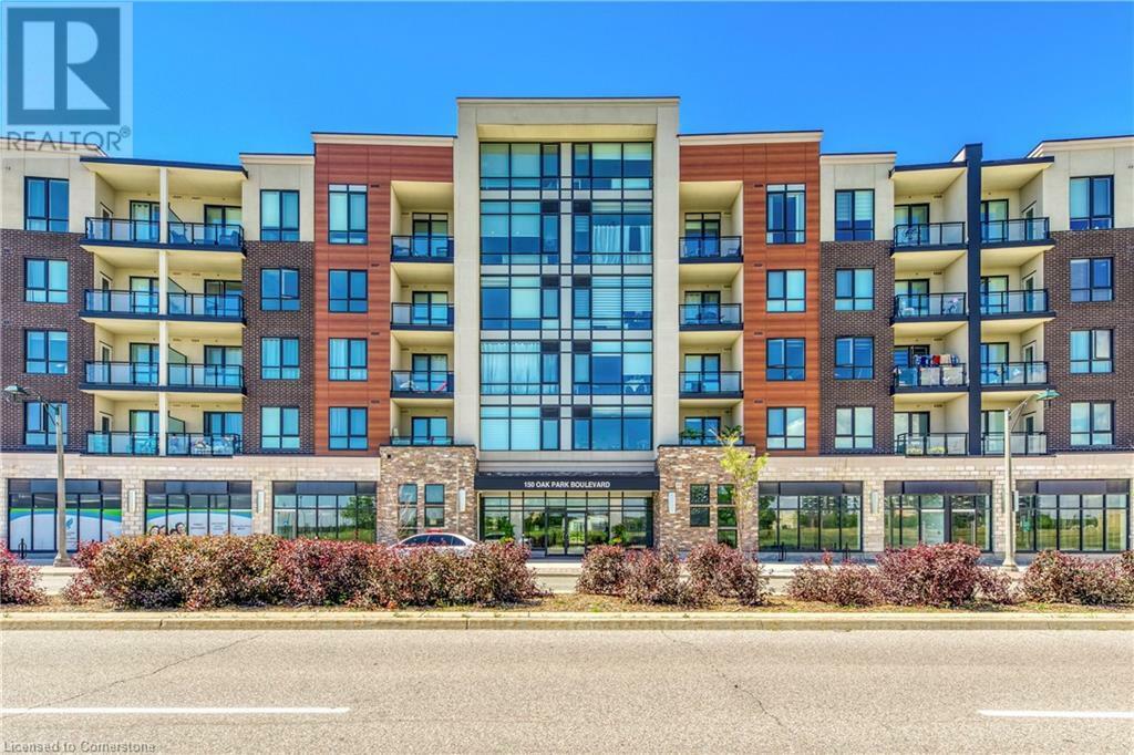 Property Photo: 150 Oak Park Boulevard 424 ON L6H 3P2