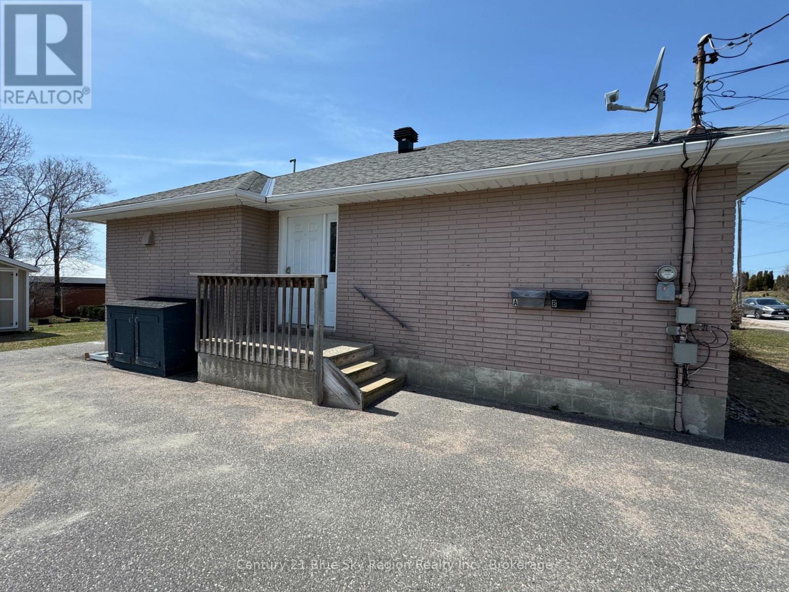 Property Photo: 263 Ski Club Road ON P1B 7R1
