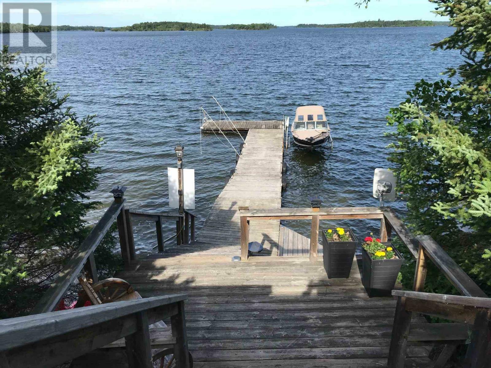 S756 Corkscrew Island  District of Kenora ON P0X 1C0 photo