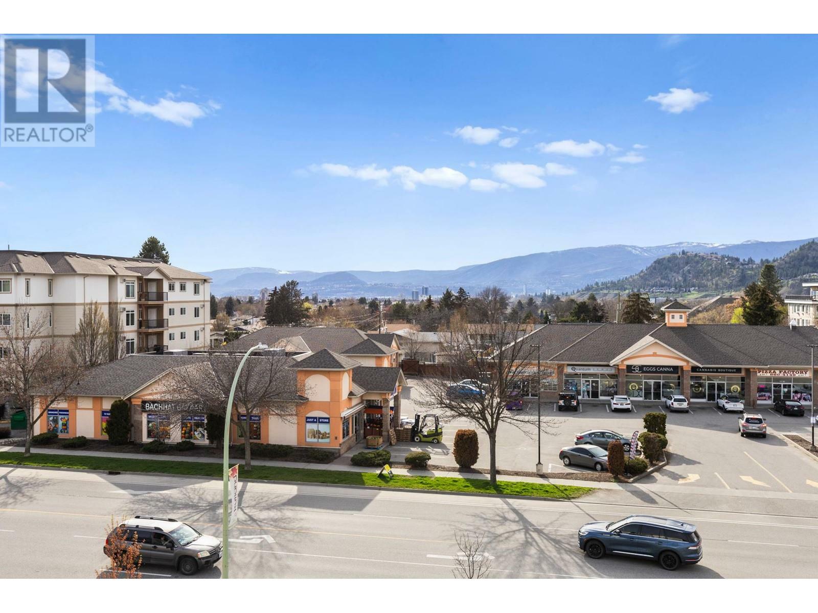 Property Photo: 191 Hollywood Road South 416 BC V1X 0B5