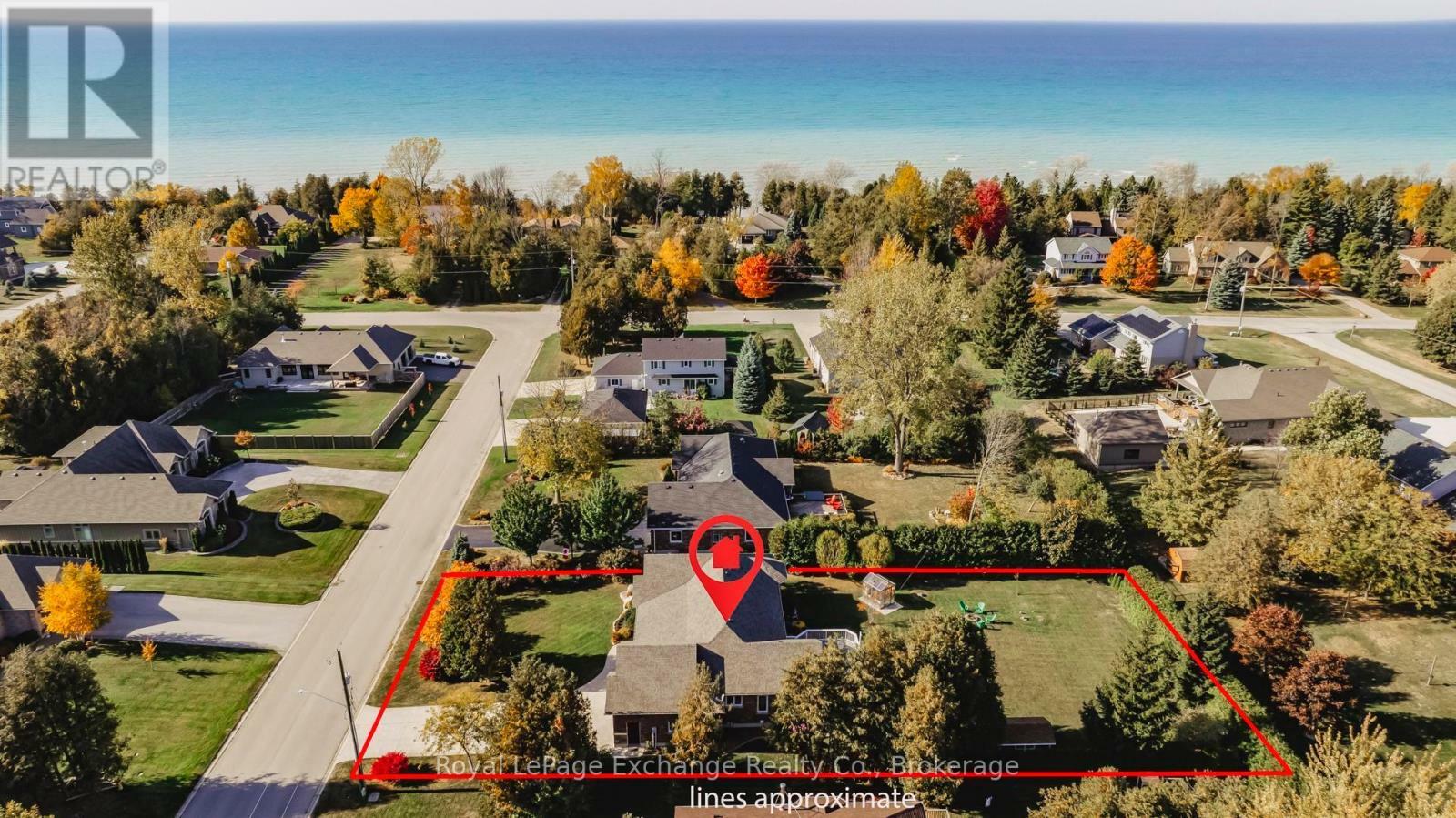 Property Photo: 38 Snobelen Trail ON N2Z 0C4