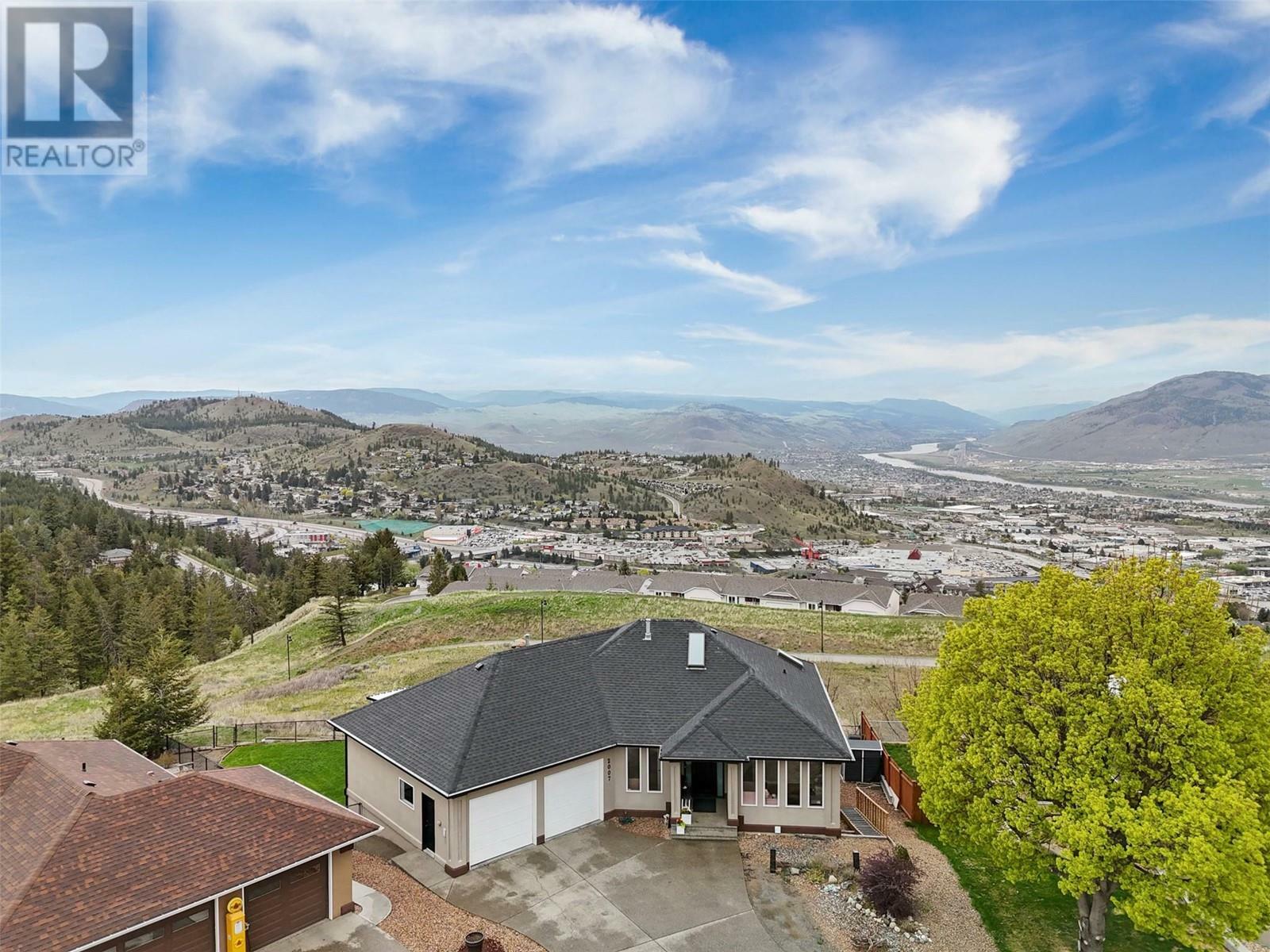 2007 Muirfield Road  Kamloops BC V1S 1S6 photo