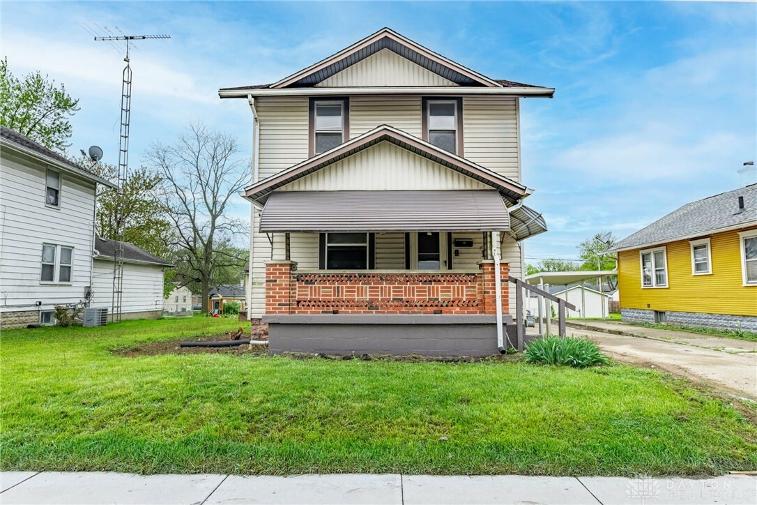 Property Photo: 1605 S Yellow Springs Street OH 45506