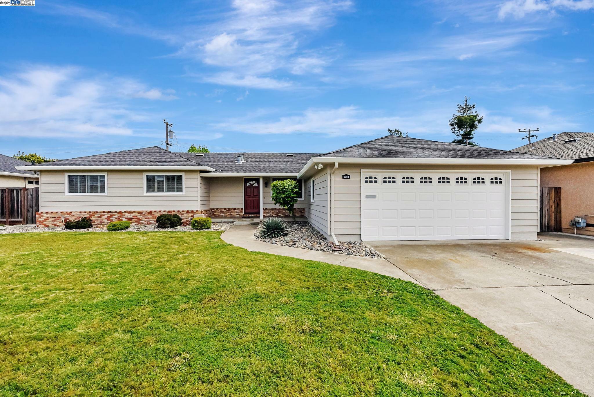 5268 Eggers Drive  Fremont CA 94536 photo