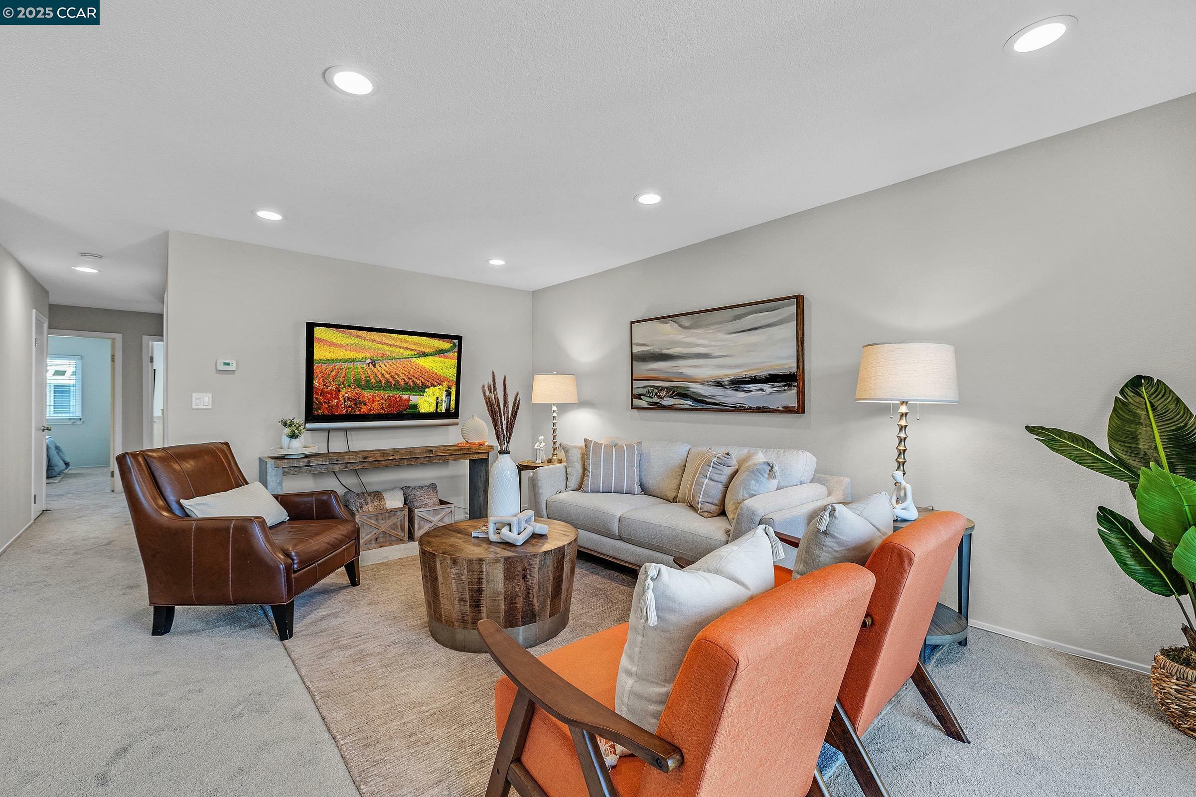 Property Photo: 3065 Fostoria Cir CA 94526