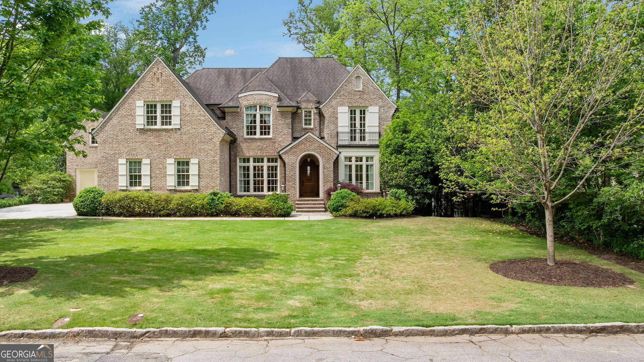 Property Photo: 1740 Doncaster Drive NE GA 30309