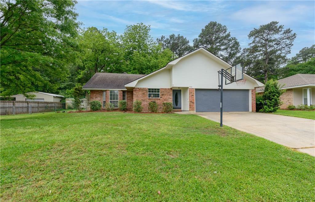 Property Photo: 4900 Whispering Pines Loop LA 71360