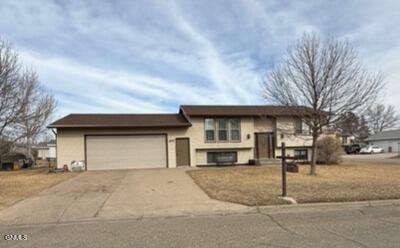 Property Photo: 100 15th Circle Drive ND 58523