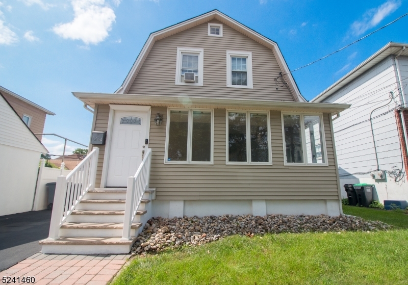 Property Photo: 1284 Myrtle St NJ 07205
