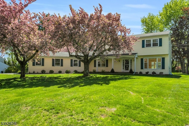 Property Photo: 107 Victoria Dr NJ 07920