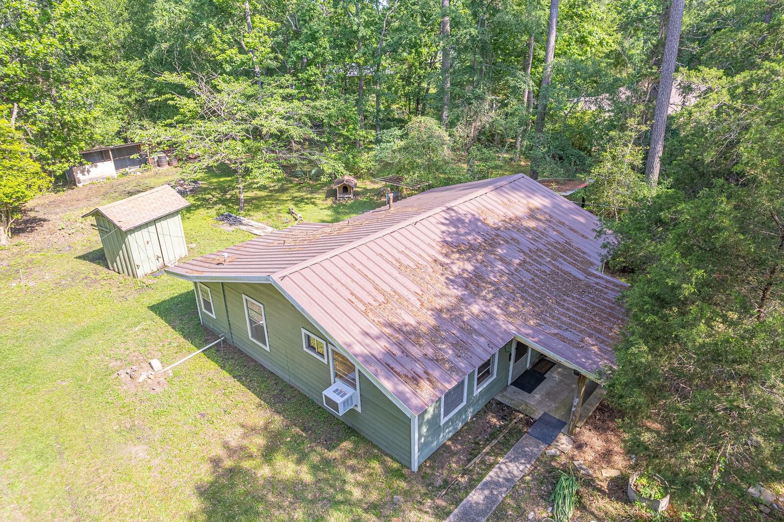 Property Photo:  9847 N Lake View  TX 77316 