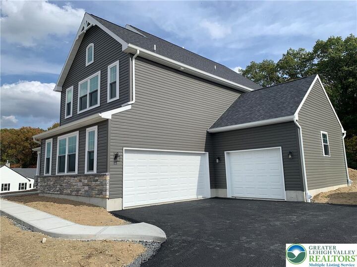 Property Photo:  9002 Yorkshire Circle  PA 18051 