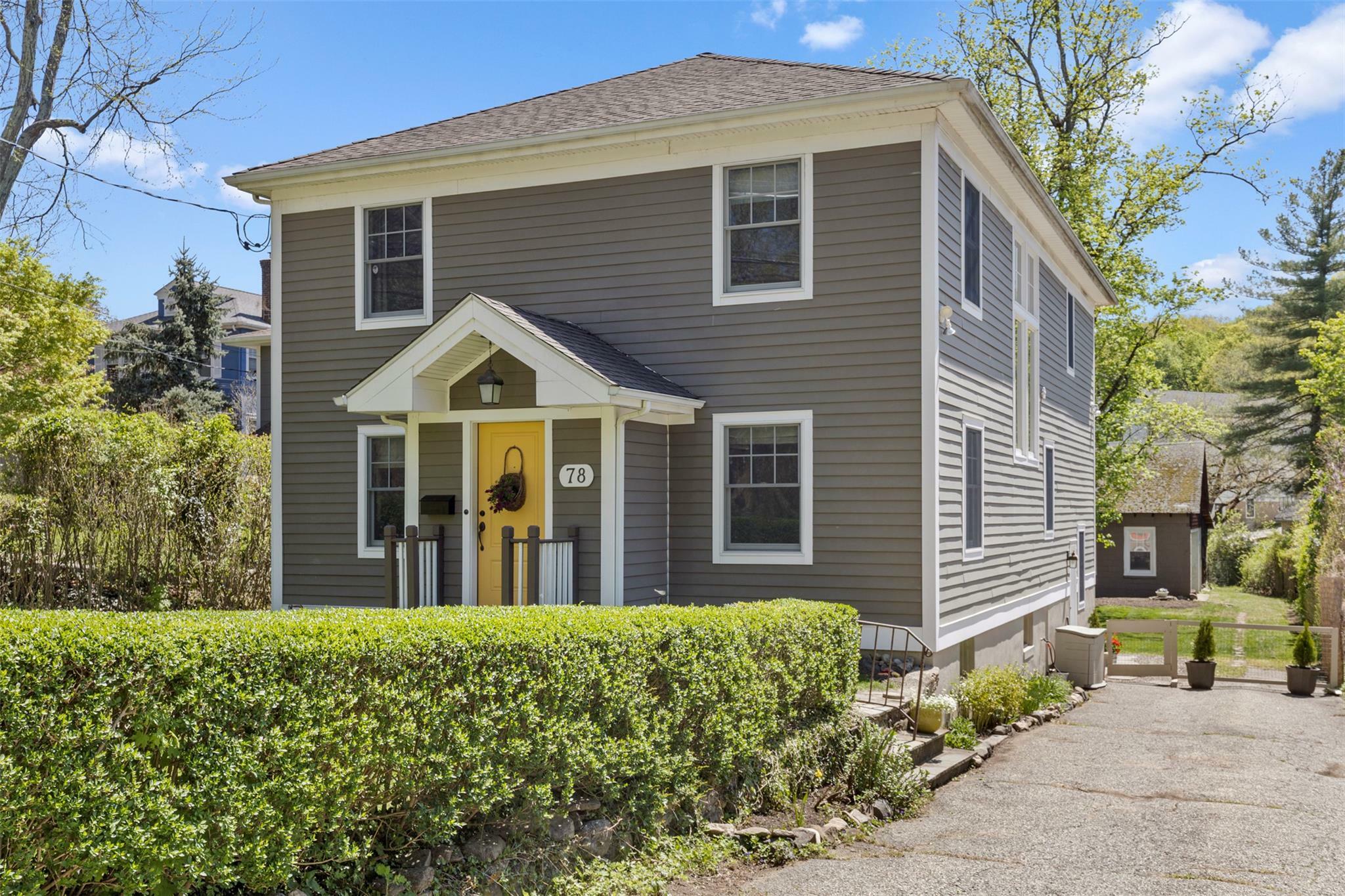 Property Photo: 78 E Sunnyside Lane NY 10533