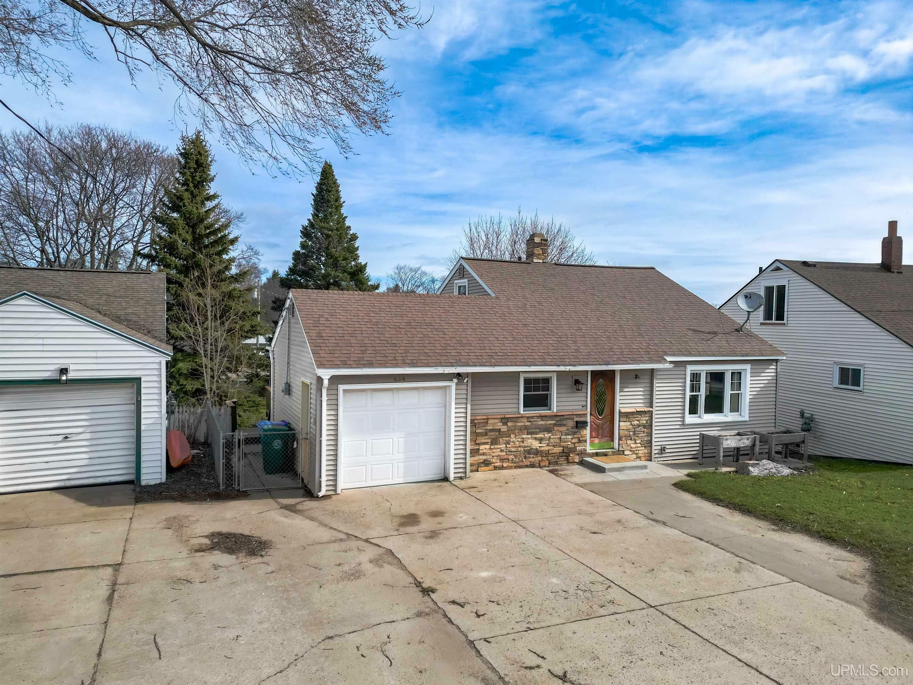 Property Photo: 434 W Ridge Street MI 49855
