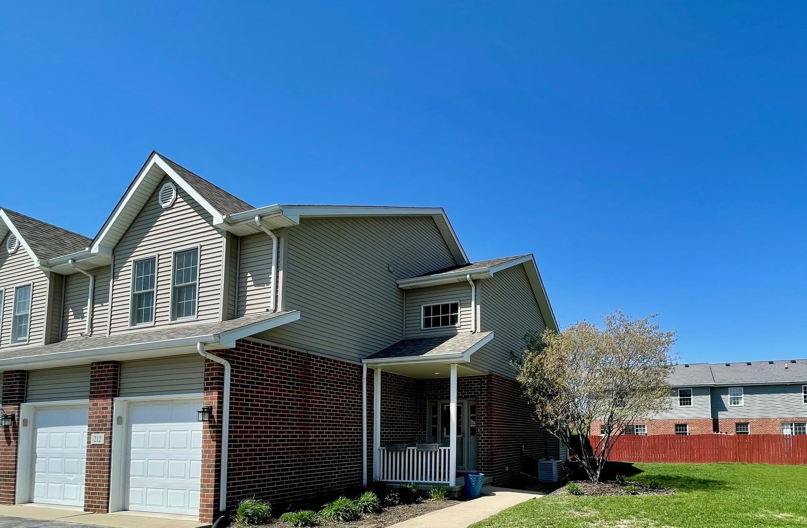 Property Photo: 212 Marquette Place S IL 60950