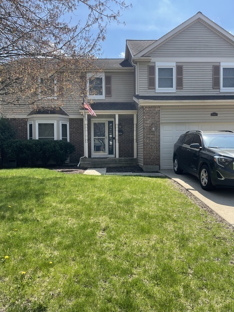 Property Photo:  27W137 Chestnut Lane  IL 60190 