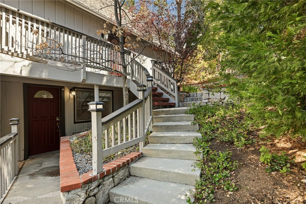 Property Photo: 735 Bishorn Drive CA 92352